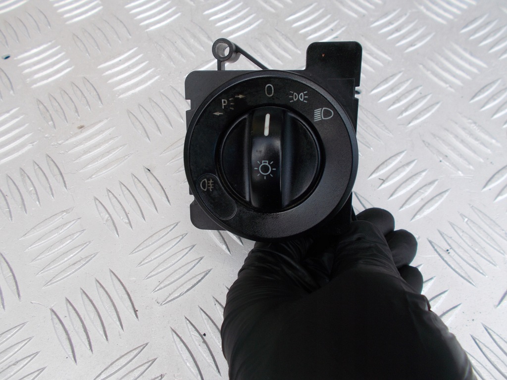 фото №1, Вимикач світла mercedes-benz оригінальний номер a9065450504