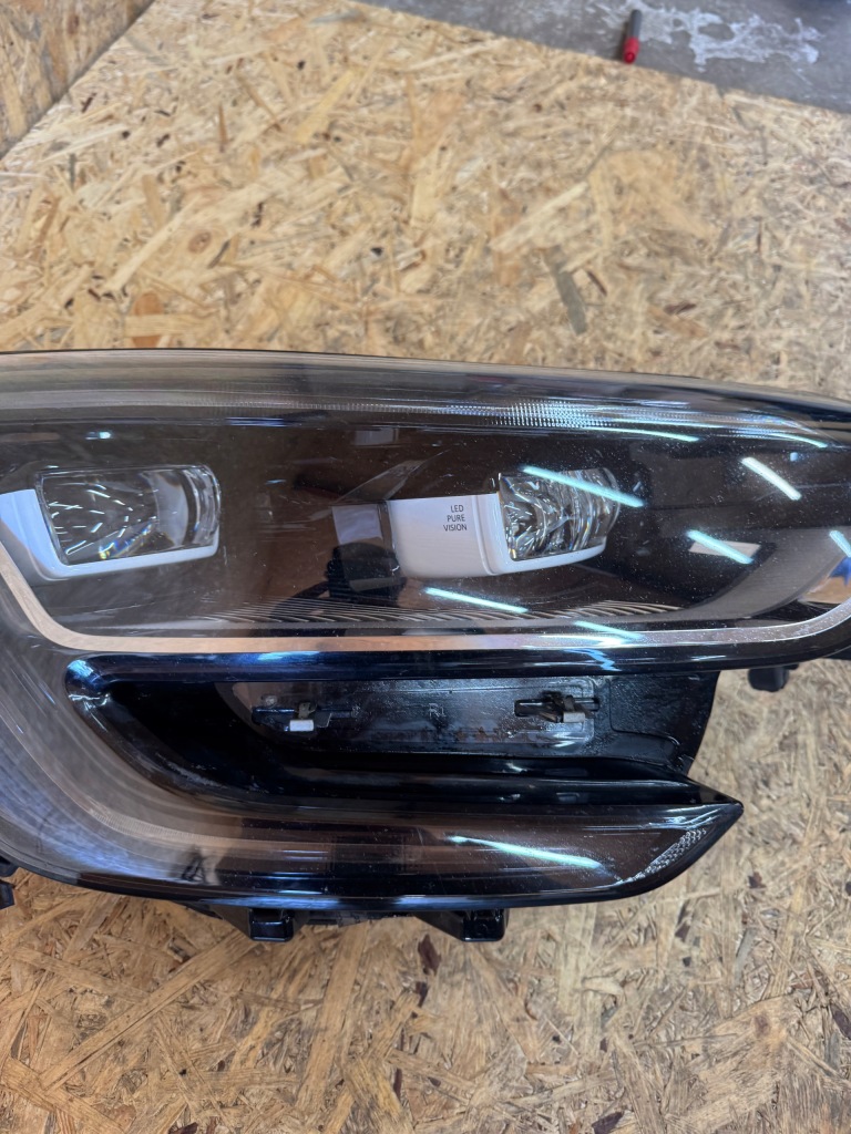 Комплектна фара правий правий перед передня renault megane iv full led Доставка