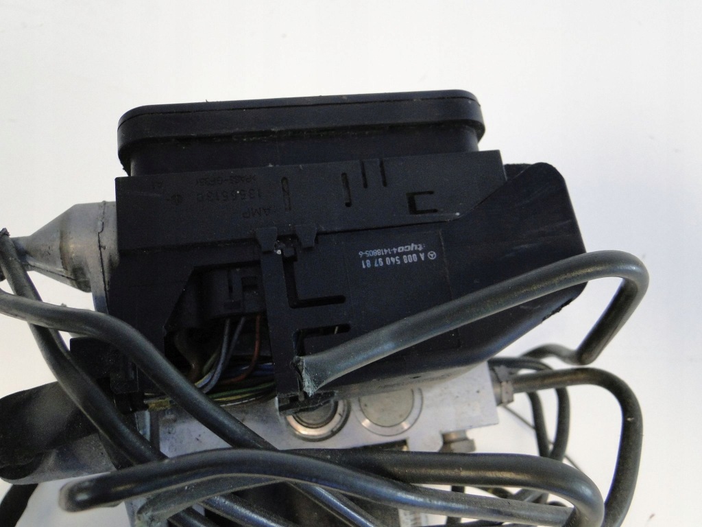 фото №4, Mercedes slk r172 172 штекер насоса abs + кабель