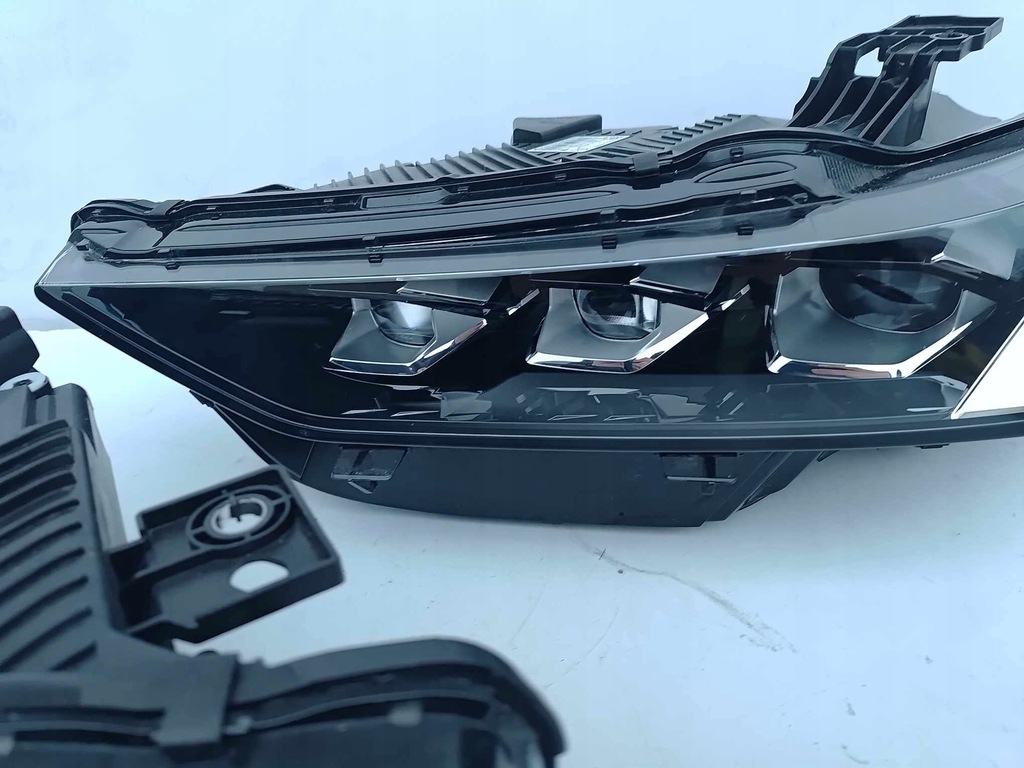 фото №7, Citroen ds4 ii crossback лампа левая правая перед передняя matrix 4366