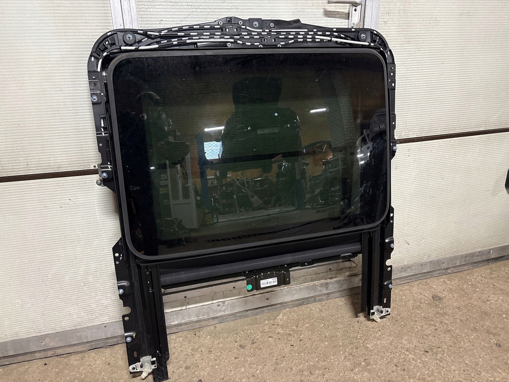 фото №1, Bmw i4 2024 люк комплект