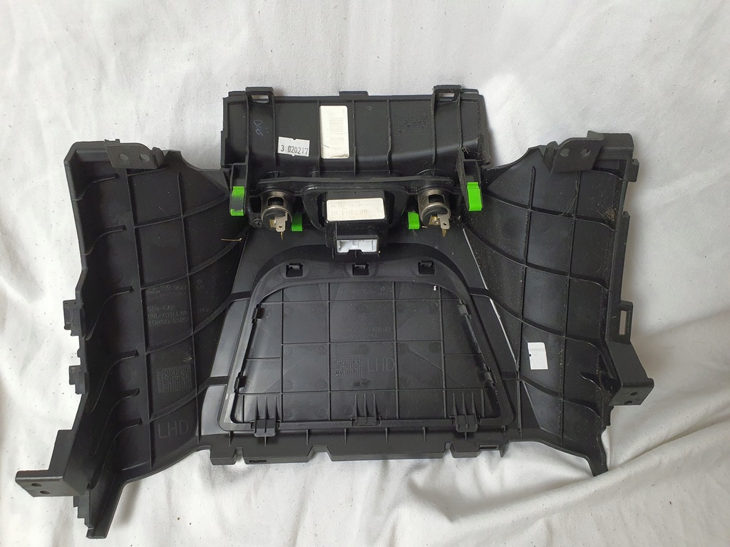 фото №3, Разъём aux usb прикуриватель рамка hyundai i30