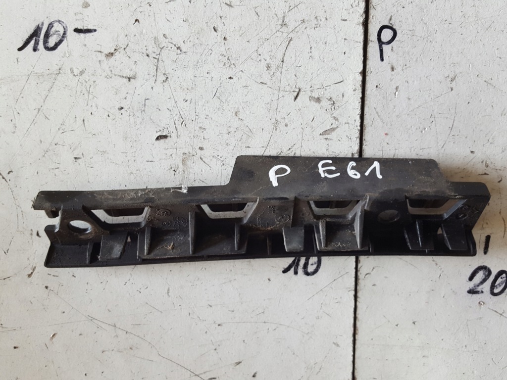 фото №1, Bmw 5 e61 e60 lift 07r- напрямна бампера правий перед