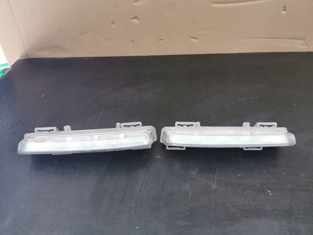 фото №1, Протитуманна фара led лівий, правий mercedes 204