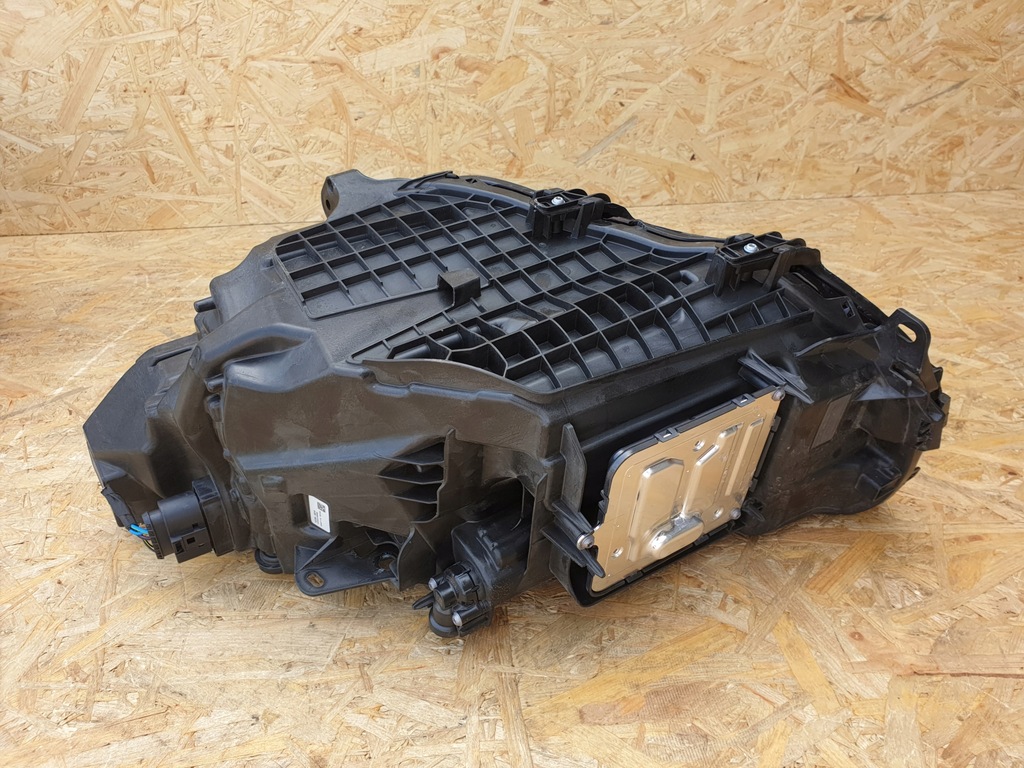 фото №8, Volvo xc40 lift лампа правий перед 32338909 комплектна bdb