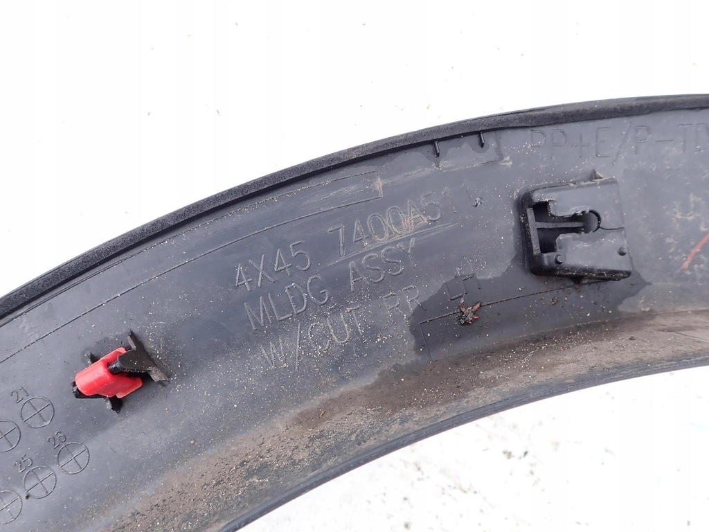 фото №12, Mitsubishi eclipse cross 18- накладка левый задняя