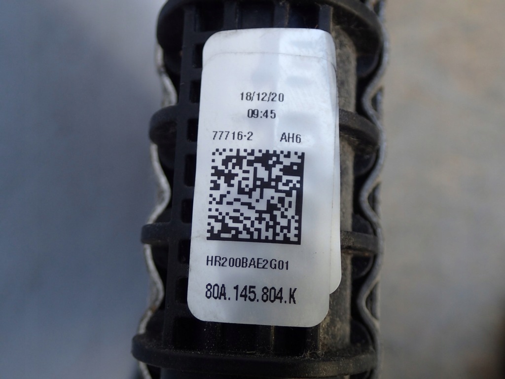 Купить Радиатор жидкость воды audi q5 2 2 80a 2017- 80a145804k