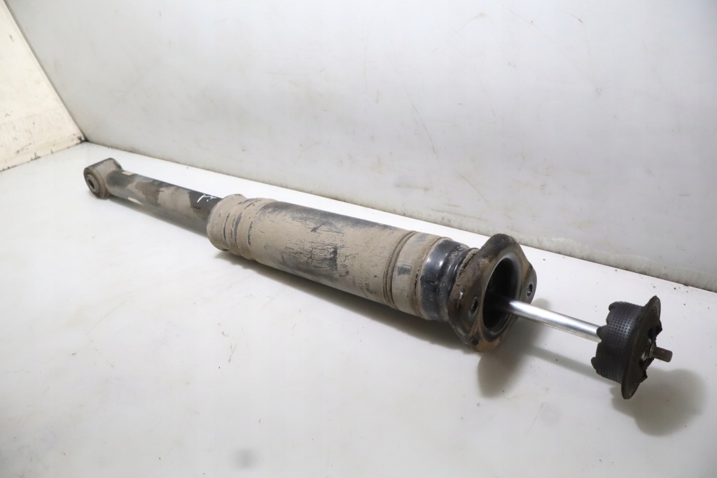 Купить Амортизатор правый задний  nissan micra v k14 0.9