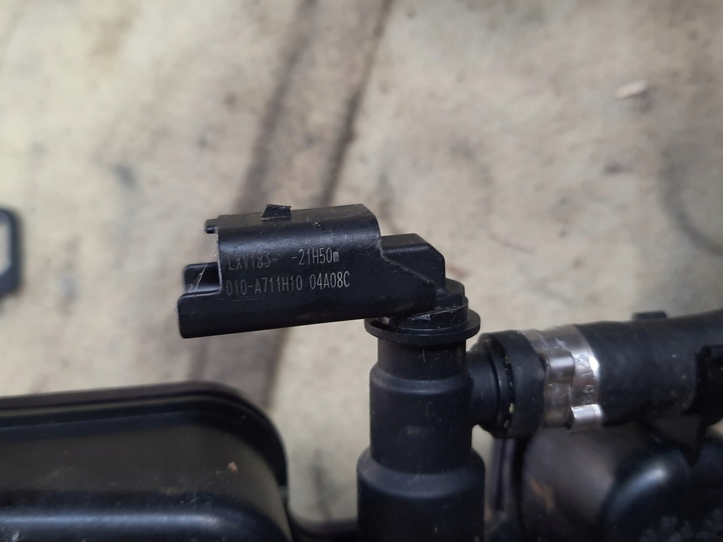 фото №8, Clio v 1.5dci шланг дроти пального датчик
