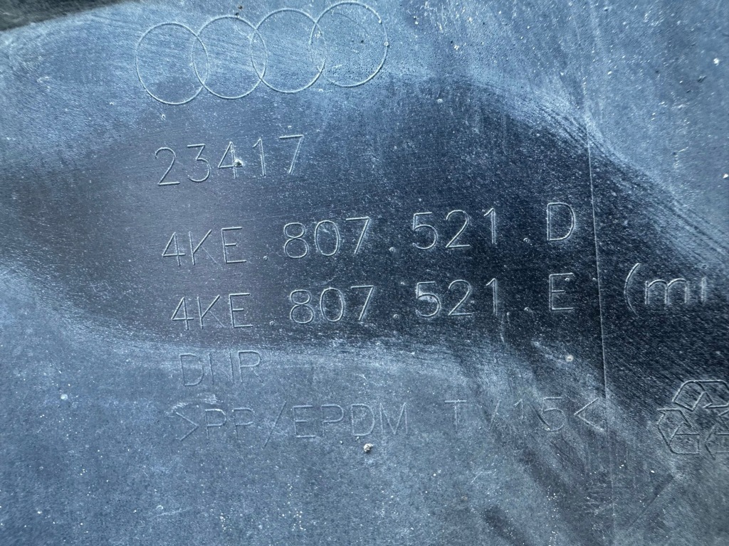 фото №9, Audi e tron e-tron 4ke s-line спойлер бампера бампер задній задня 4ke807521e