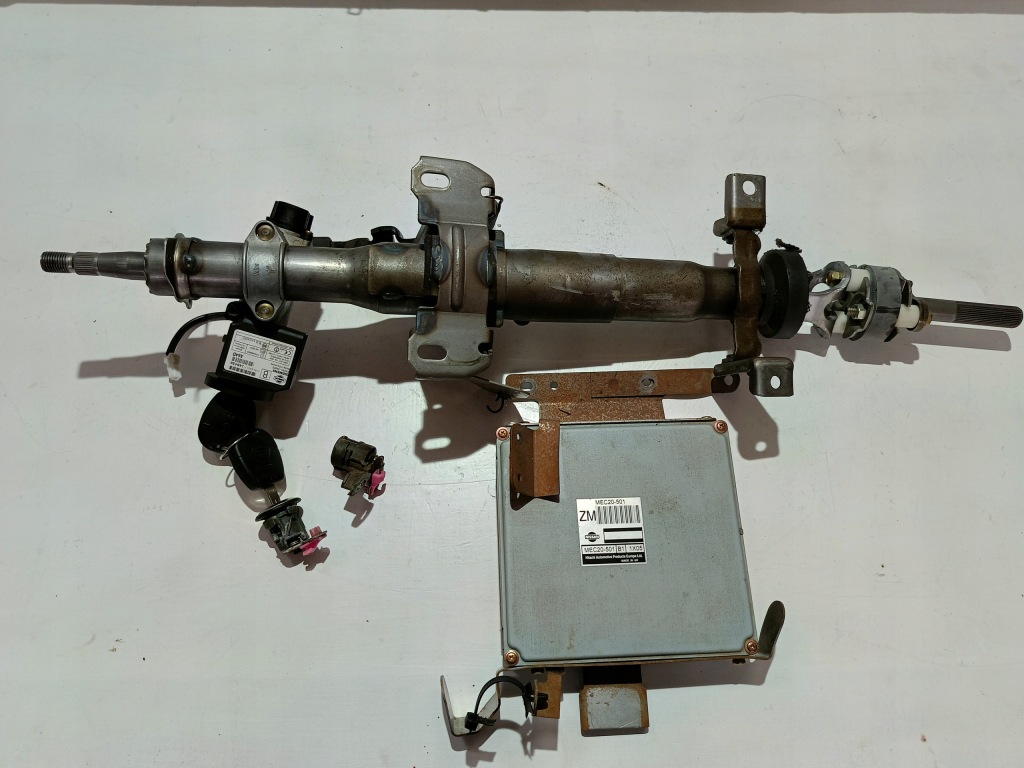 фото №1, Nissan primera p11 1,8 16v замок зажигания бортовой компьютер набор стартовый