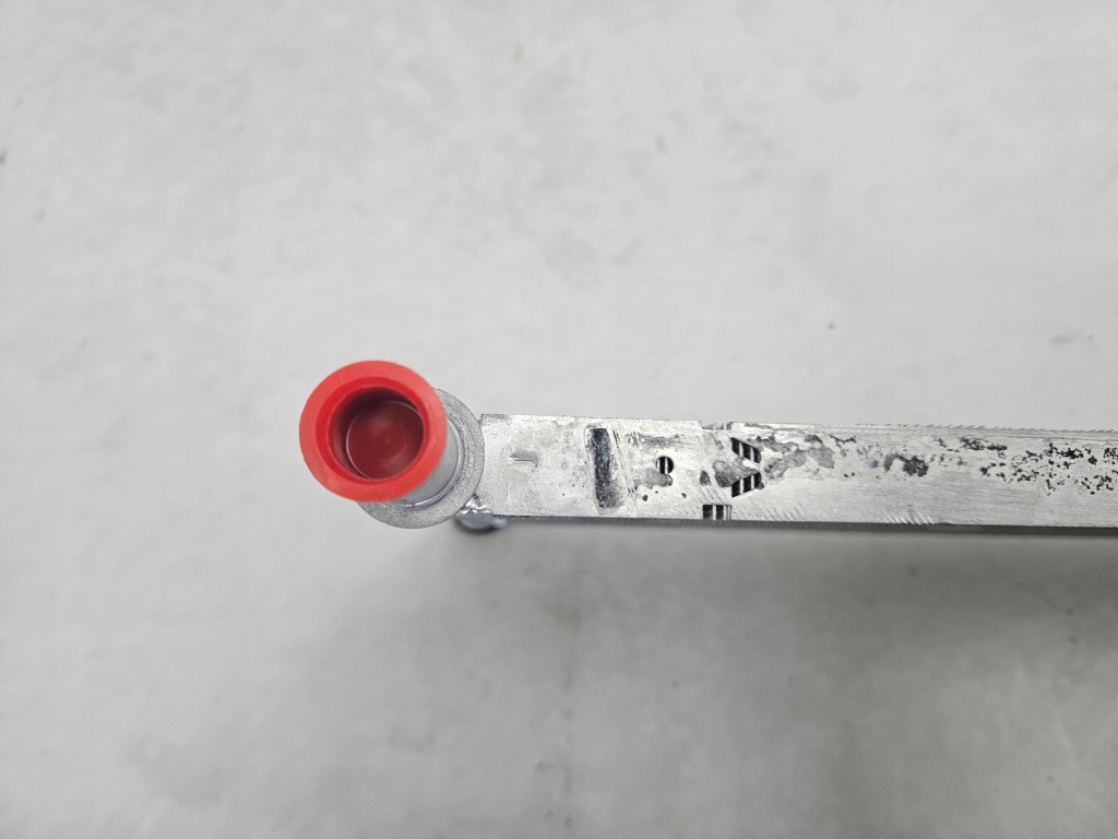 Tesla model x 2015 - радіатор води 1048498-00-c Доставка