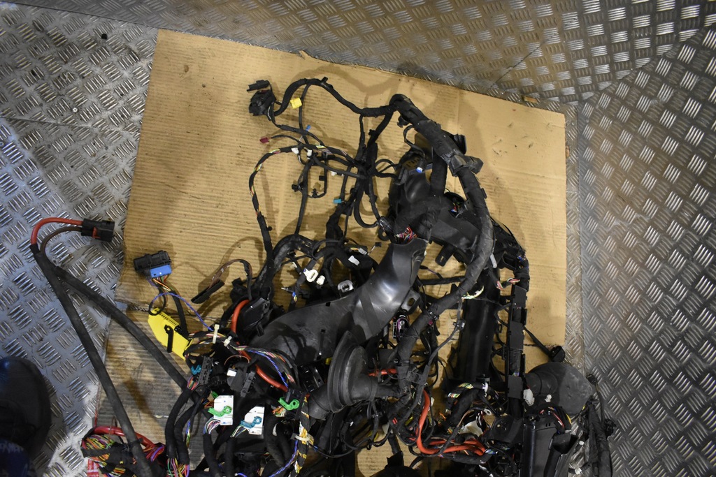 фото №4, Idealna електропроводка електрична bmw f90 lift 1