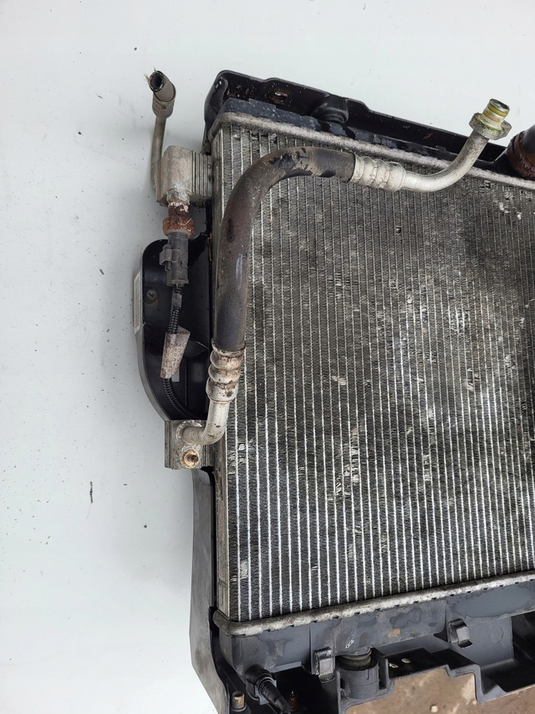 фото №13, Pas передний радиатор peugeot 407 2.0 hdi rhr