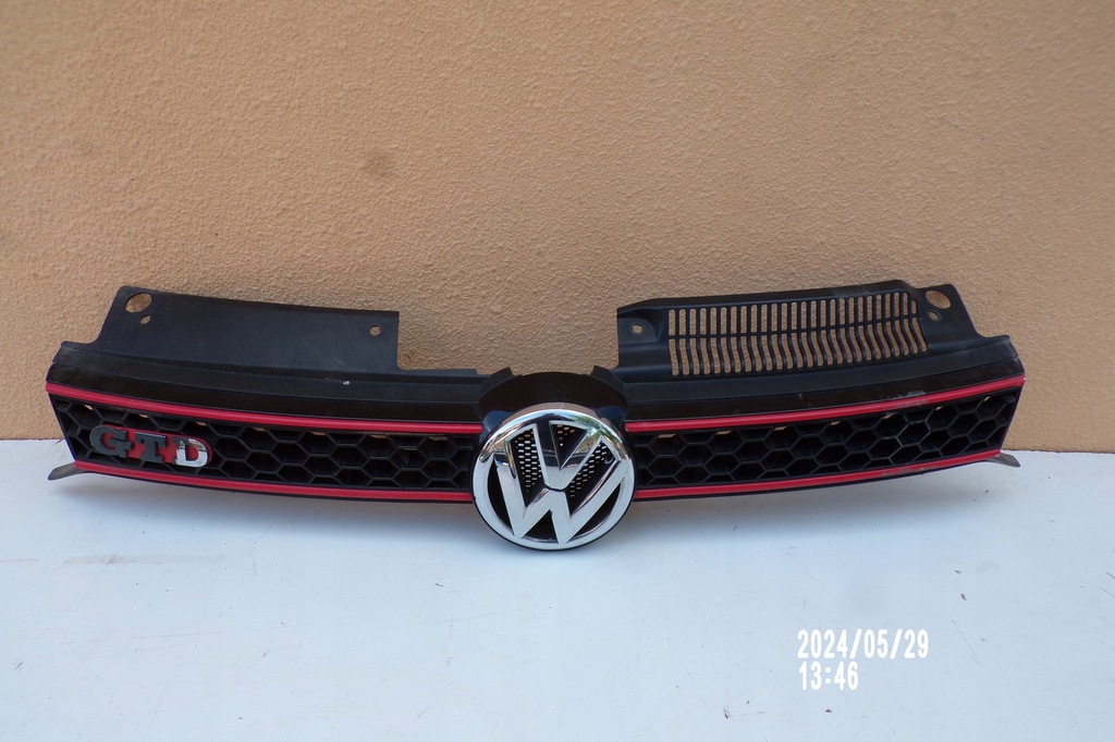 фото №1, Решітка радіатора vw golf vi gti gtd