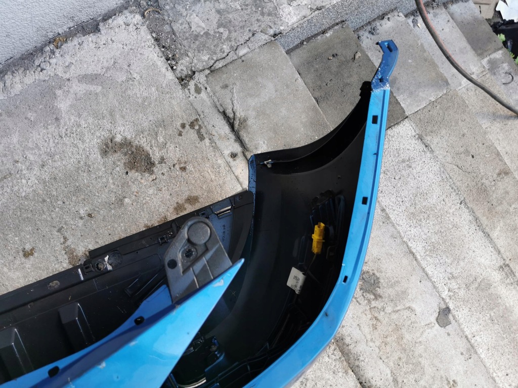 Бампер передний kompletny renault megane ii 02-05 Оригинал