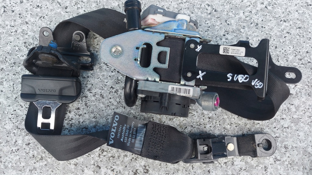 фото №1, Volvo s60 ii v60 i lift pas безопасности левый с натяжитель 39818841