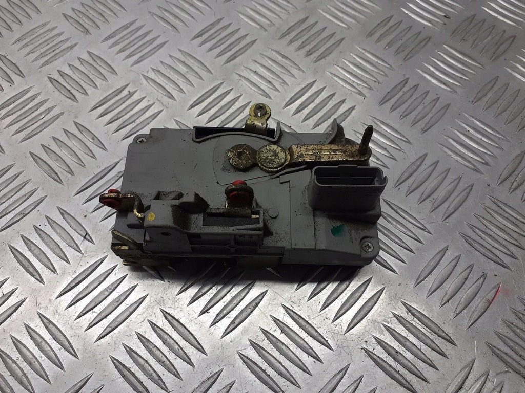 фото №1, Замок дверь правый перед peugeot expert 6pin