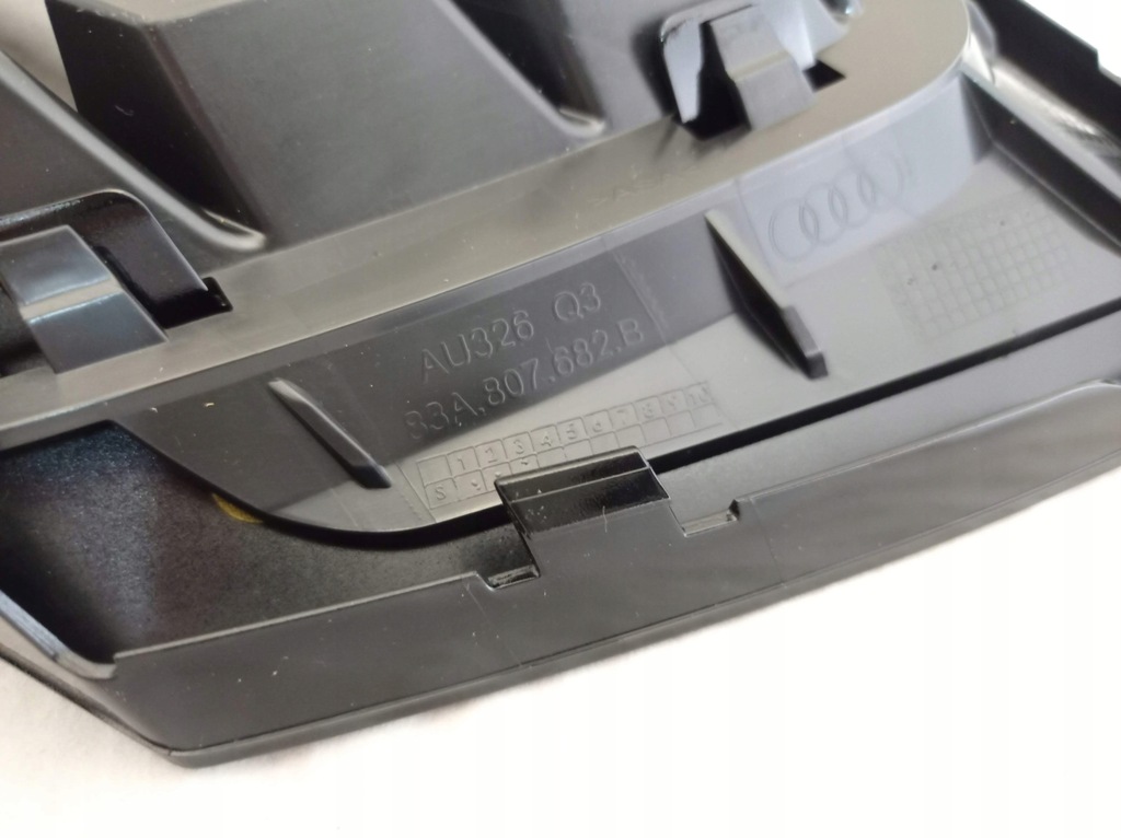 фото №6, Решітка бампера права audi q3 ii 83a807682b