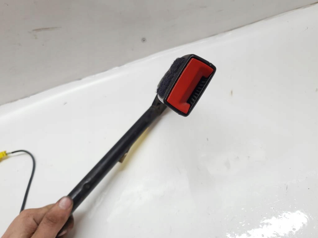 фото №4, Кліпса ременів лівий перед opel vectra c