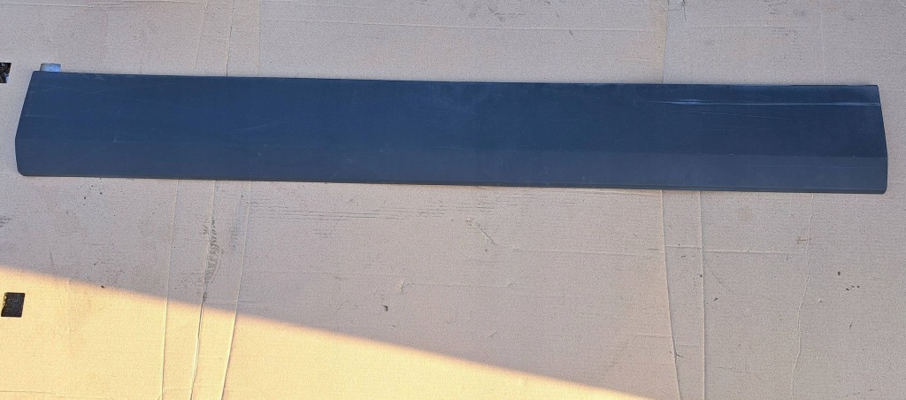 Купити Молдинг двері розсувних mercedes-benz sprinter w906 a9066900762