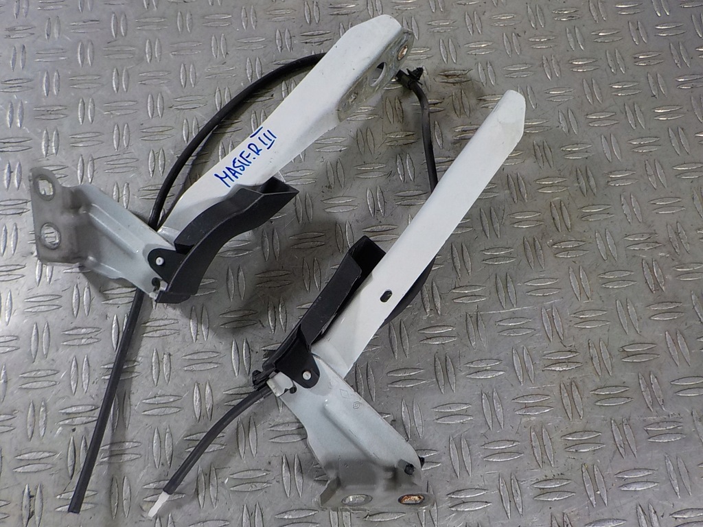 фото №3, Master iii 14-19 петля капот левый правый комплект