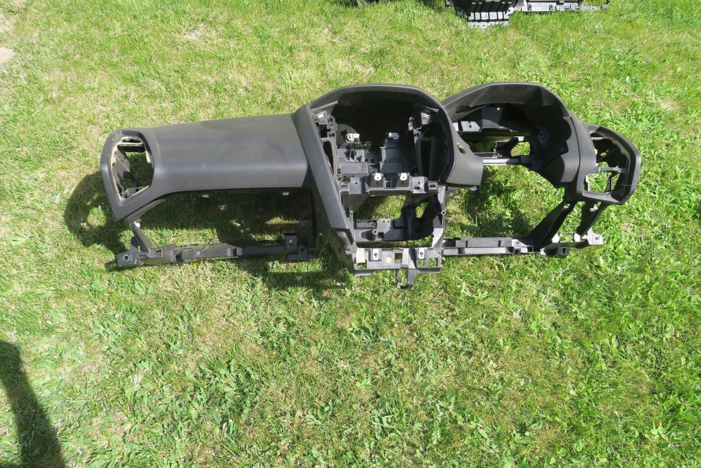 фото №1, Ford focus mk3 приборная панель консоль angielska приборная панель