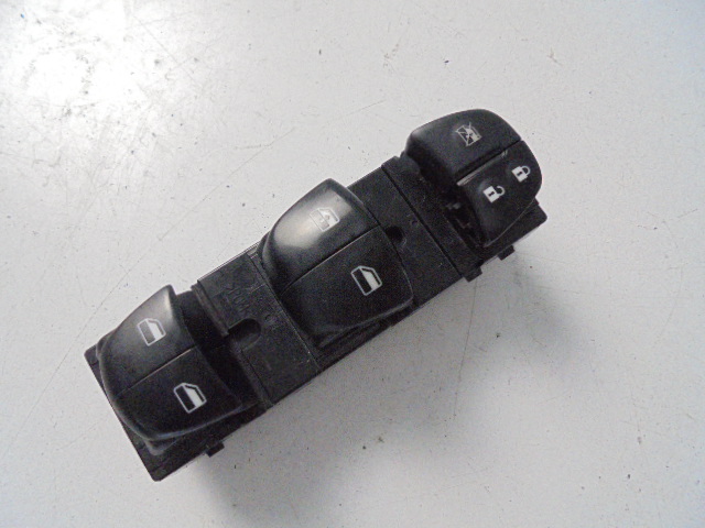 фото №1, Панель окон левый перед nissan micra k14 19r