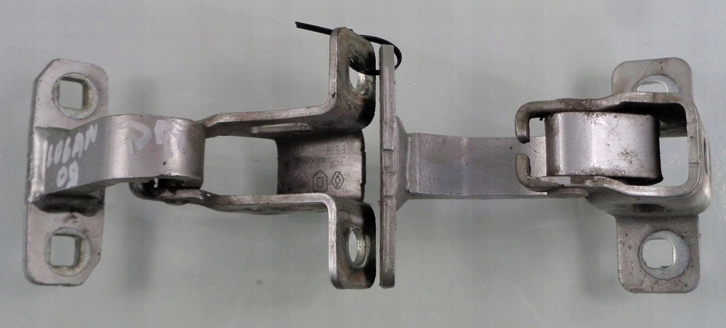 фото №1, Dacia logan van 09 петли правое задняя kpl