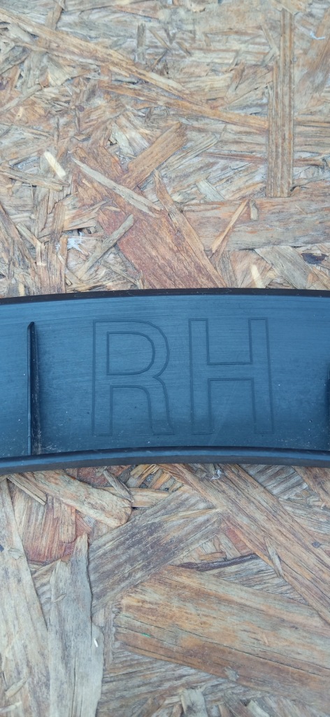 Tesla model y 20- накладка молдинг крила правий перед 1658696-00-a Оригінал