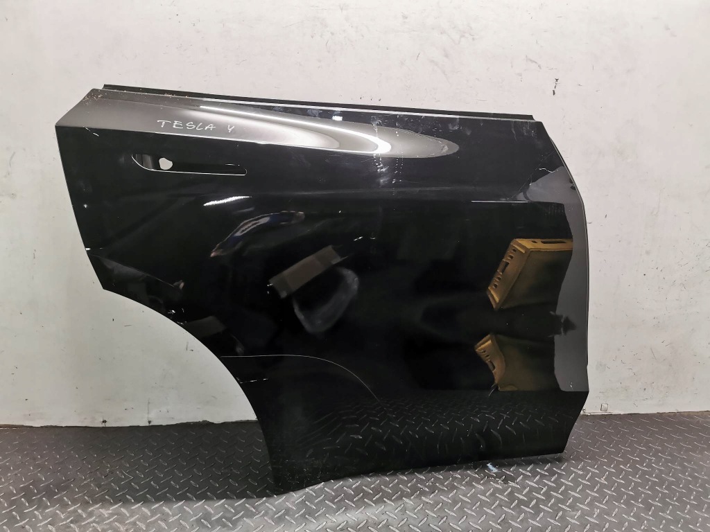 Дверь правый  задняя tesla model y Цена