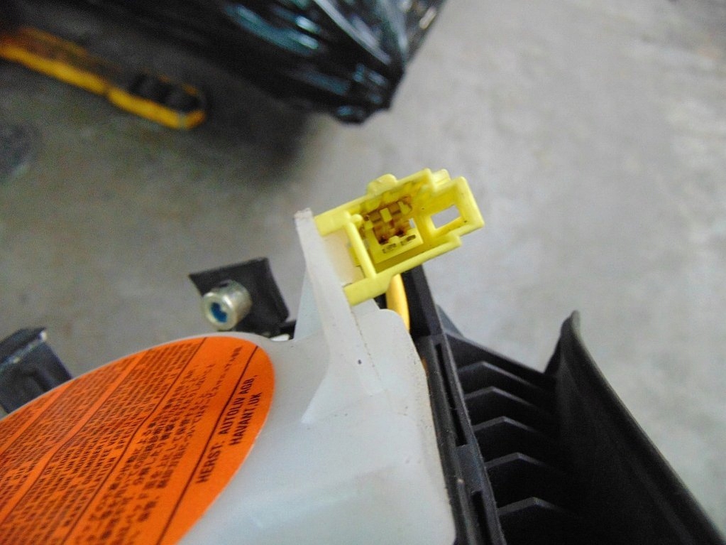 фото №4, Nissan almera n16 00r подушка подушка безопасности руля