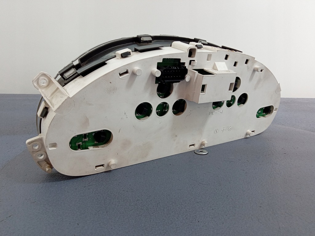 фото №6, Dodge caravan iv 3.3 v6 счетчик приборы p56044971ab