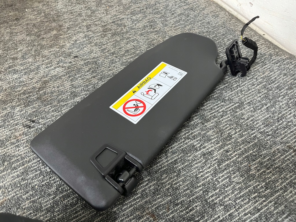 фото №9, Fird mustang mach-e gt захист сонцезахисна права сонцезахисний козирок праве чорні