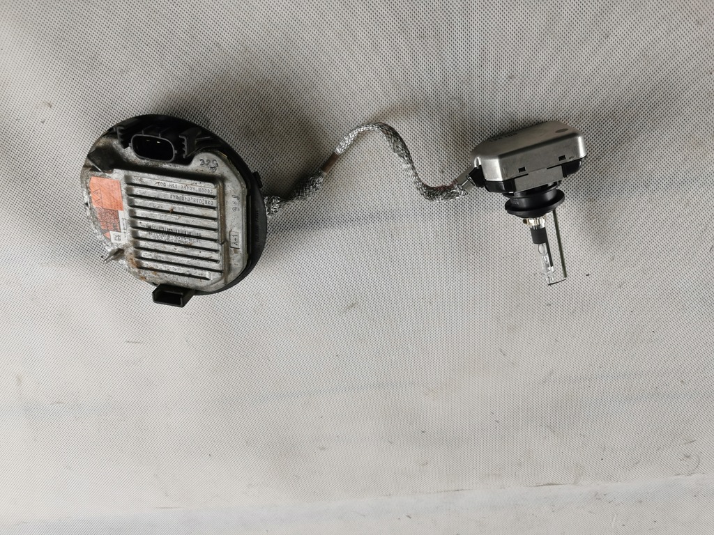 фото №1, Subaru forester перетворювач ddlt004 колба d4r