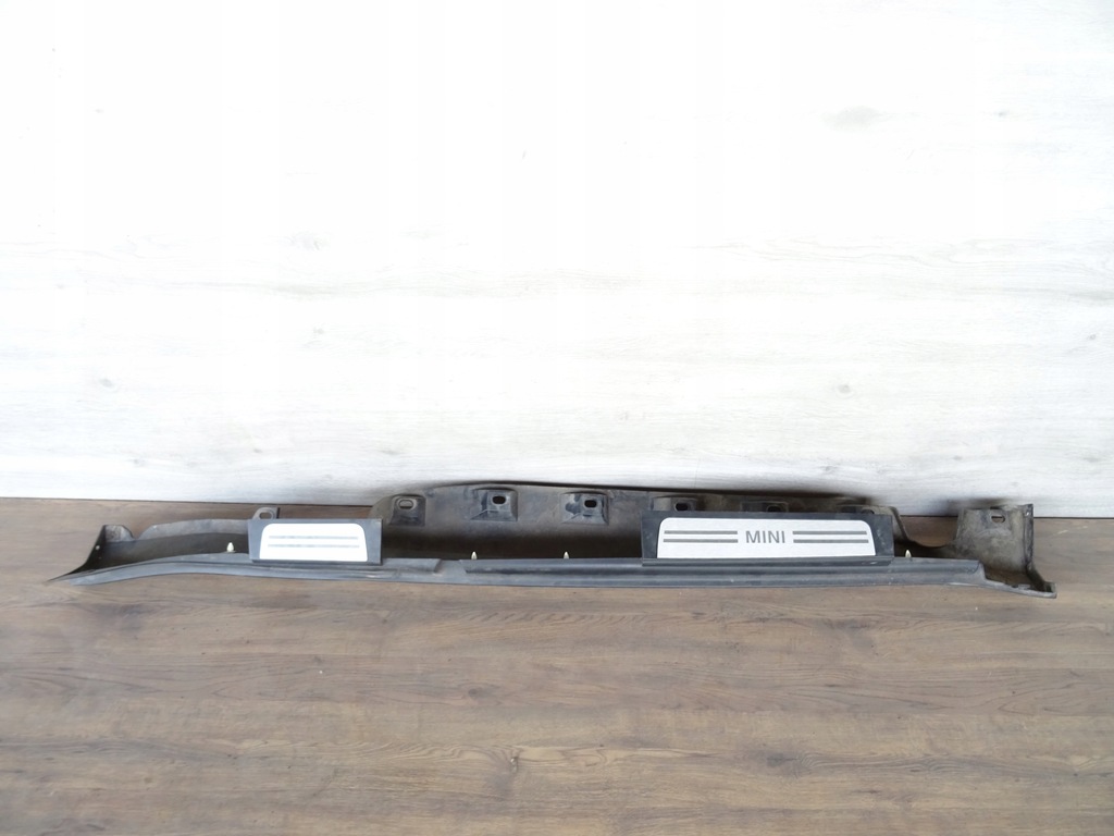 фото №1, Mini countryman r60 молдинг порог правая 9801888