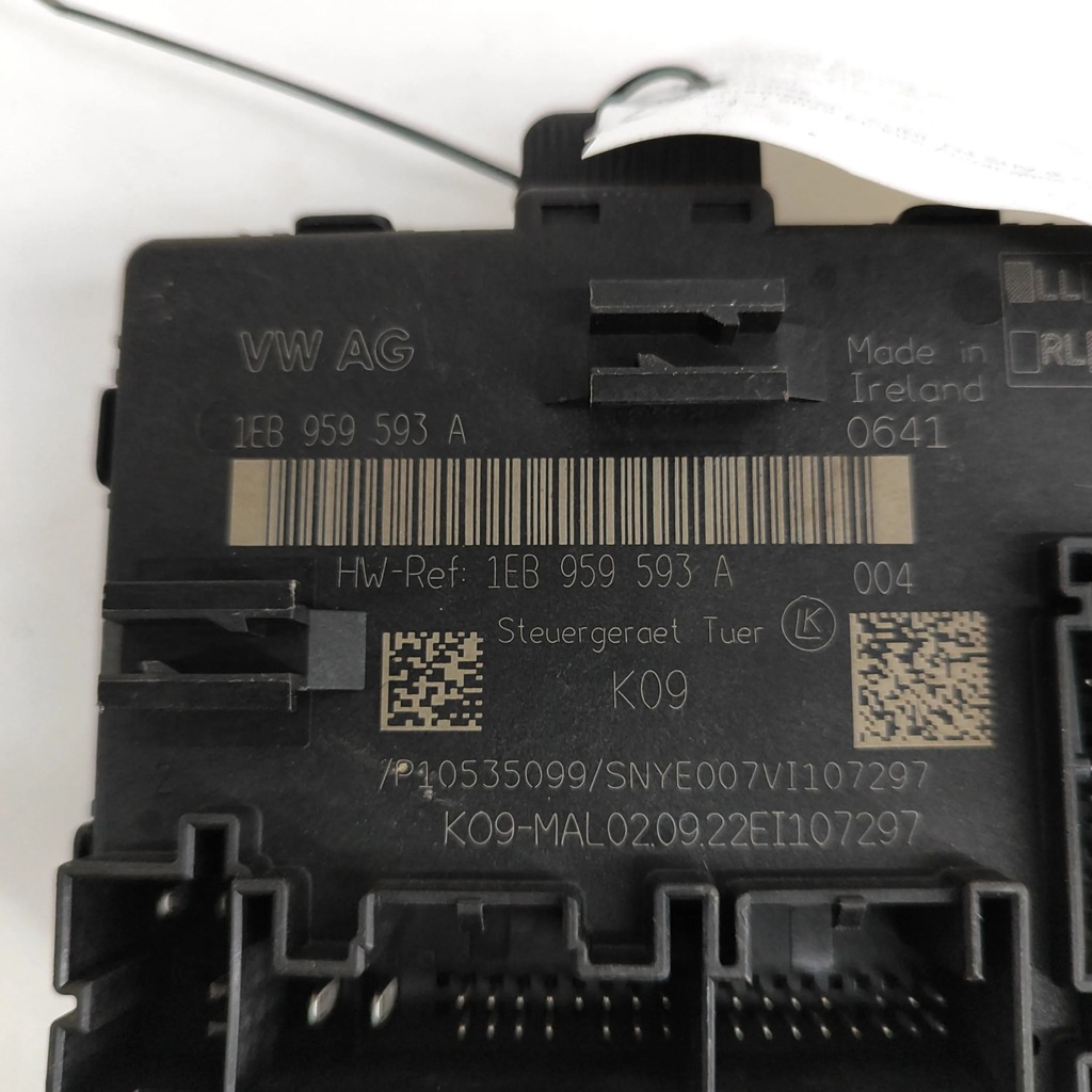 фото №6, Audi q4 sportback e-tron 2022 перед сторона правая блок управления / модуль дверь