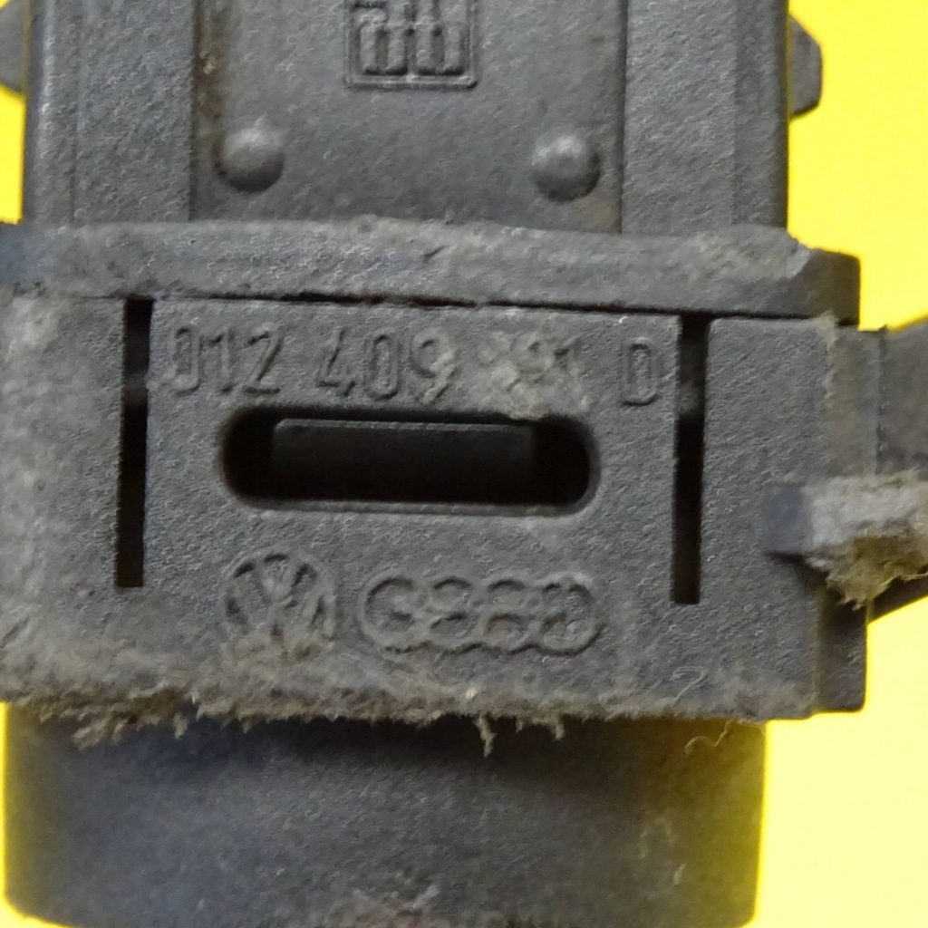 Датчик швидкості імпульсатор audi a4 b5 012409191d nr214 Доставка