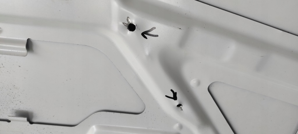 Opel corsa f капот lubań в Украине