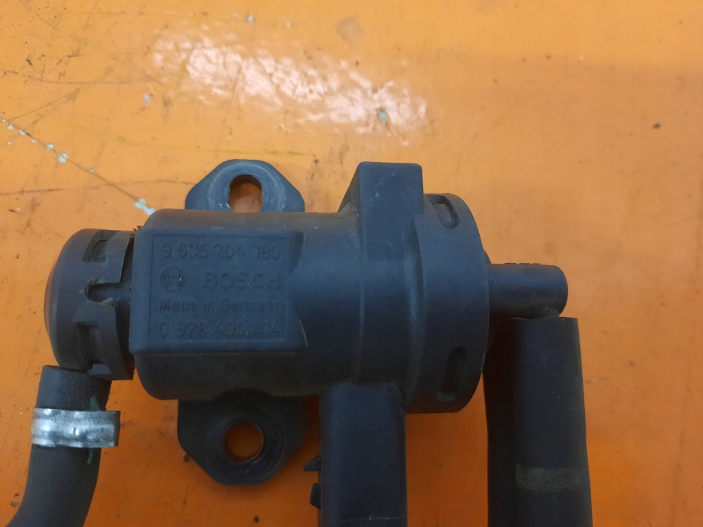 фото №5, Peugeot 807 2.2 hdi 02-07 клапан egr вакуумa 9635704380 4hw 10dz33