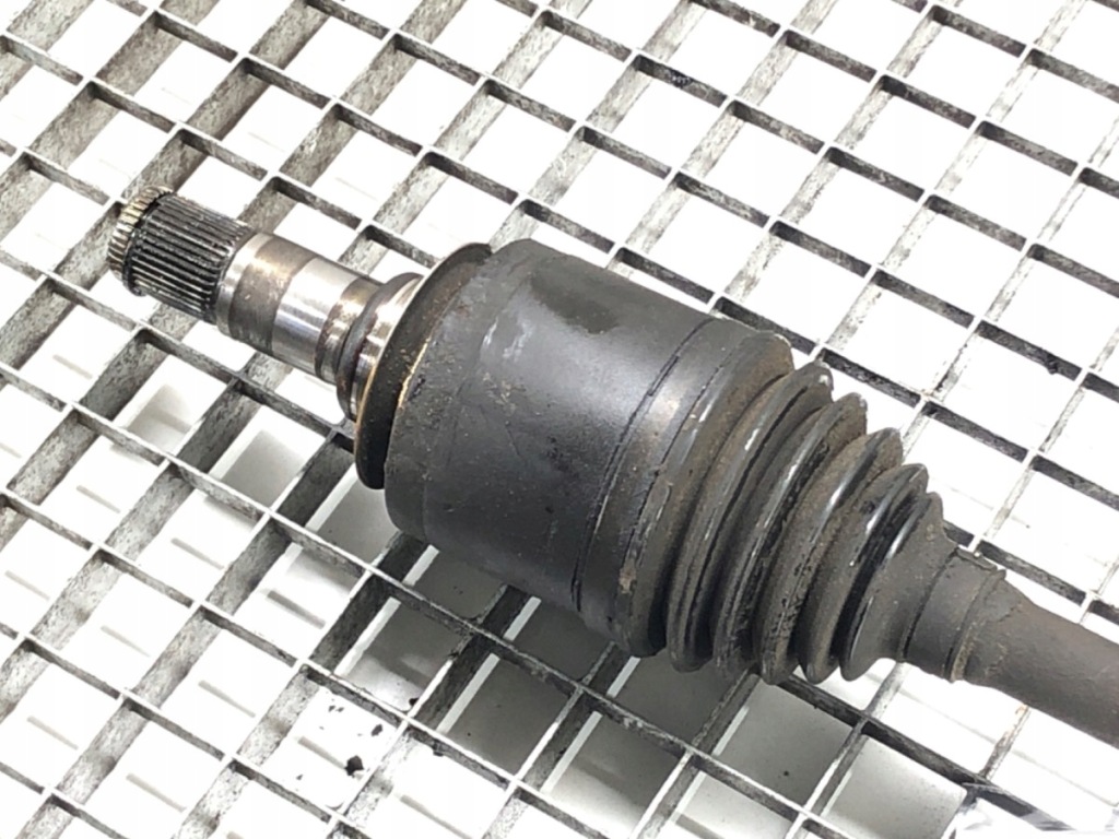 фото №3, Привідний вал лівий перед mercedes w164 4.0 306km