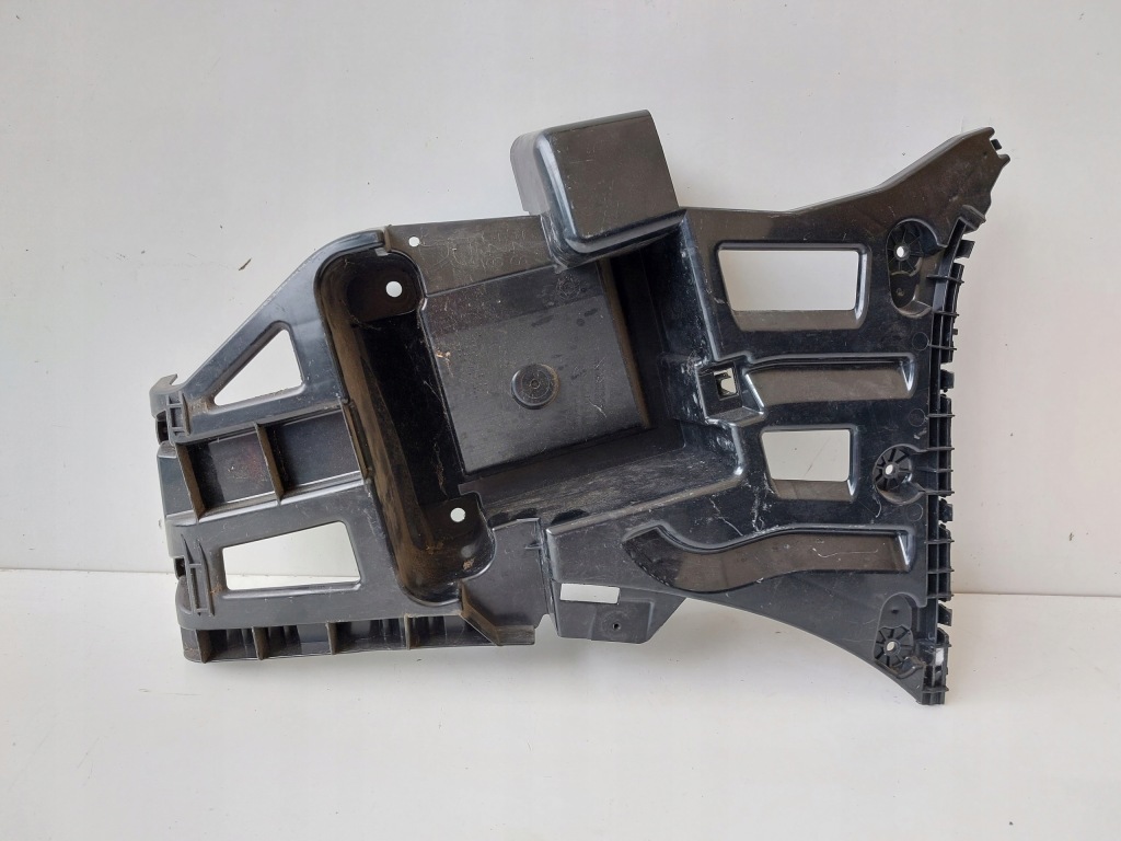 фото №1, Bmw оригинальный номер 7332318 направляющая кронштейн бампера