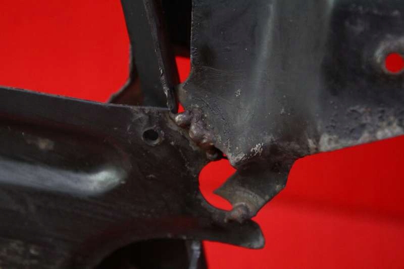 фото №4, Pas передний усилитель skoda octavia 1 i 1.6 8v 101 km 96-00