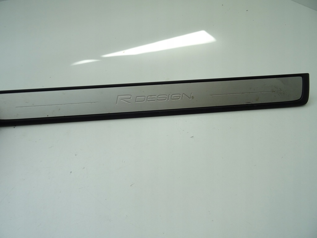 фото №1, Volvo xc40 молдинг поріг r design 31484196