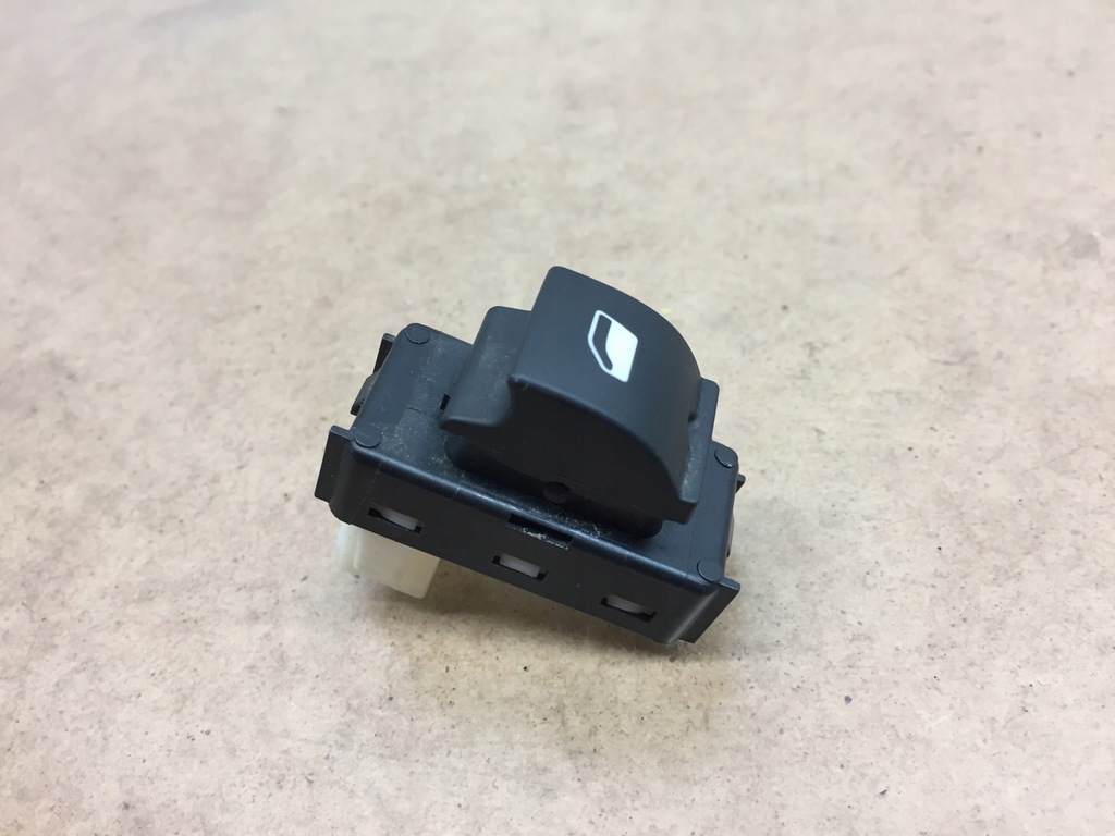 фото №1, Peugeot 2008 ii nm переключатель окон правый перед