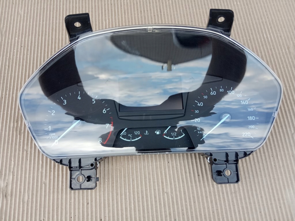 фото №7, Ford fiesta mk8 1.0 ecoboost 17-19- счетчик приборы