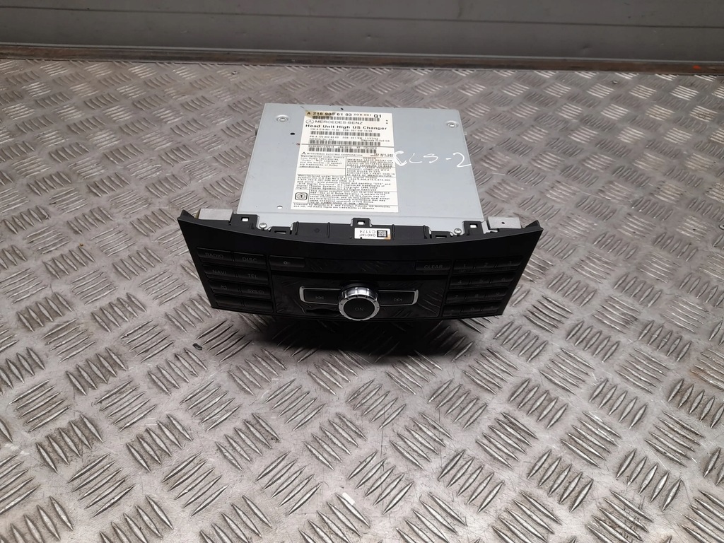 фото №1, Mercedes cls c218 a2189006103 автомагнитола