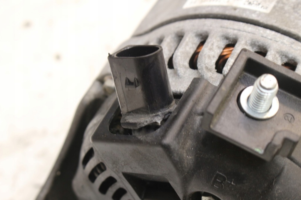 Генератор 7640131 bmw x1 f48 2.0 d Киев