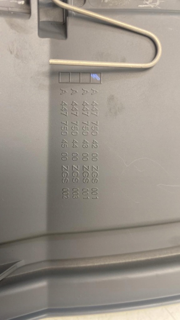 фото №7, Mercedes v-klasa vito w447 кришка заливної пального a4477550004