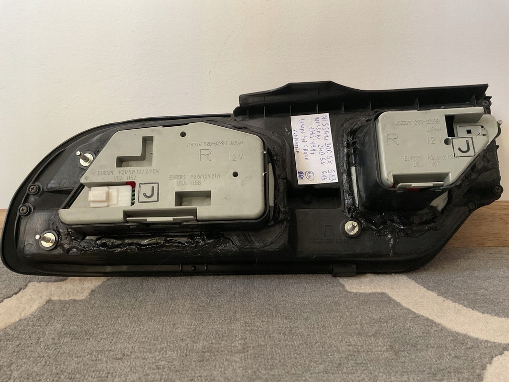 фото №7, Nissan 200 sx s13 1989-1994 комплектная оригинальная правая задняя лампа